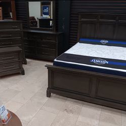 Spring Blowout Sale! Lindex Dark Gray Solid Wood Bedroom Set Only $799. Easy Finance Option. Same-Day Delivery.