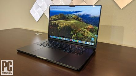 Apple 16” Macbook Pro M3 - 32GB