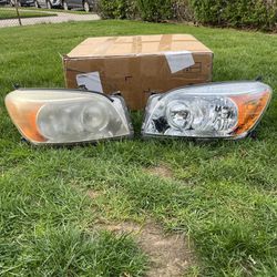 2006-2008 Toyota RAV4 Headlights OEM