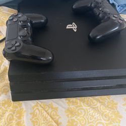 PS4 Pro 