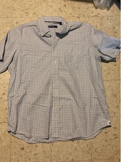 Men’s xl short sleeve shirt