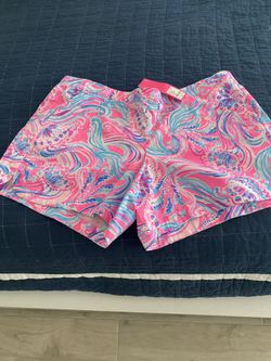 Lilly Pulitzer Shorts NWT size XL