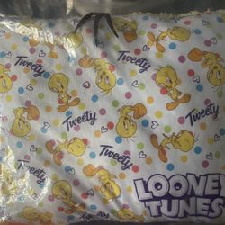 Tweety Bird Pillow/ Looney Tunes
