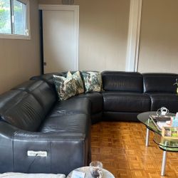 Leather Sectional Sofa – 6 Pieces, 3 Recliners – Sleek & High Quality