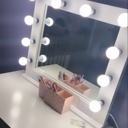 Vanity Mirror 