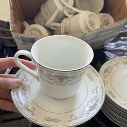 DIANE FINE PORCELAIN CUPS AND SAUCERS