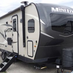 2021 Rockwood Mini Lite 26’ Custom 