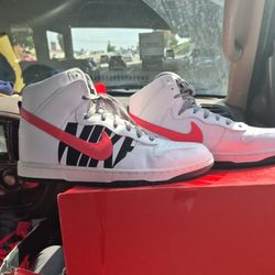 Nike Dunk Lux Undftd Brand New