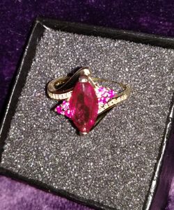 Vintage Style Red Ring