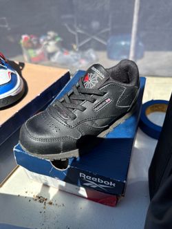 Toddler shoes size 10