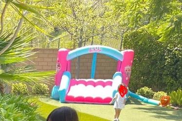 L.O.L. Surprise! Jump 'n Slide Inflatable Bounce House with Blower