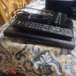 LG BLURAY / DVD player with remote and hdmi