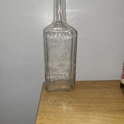 Antique Canadian Whiskey Bottle. U.S. Govt Embossed Label.  