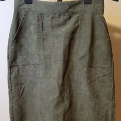 Shein Corduroy Skirt - Size M (0305)