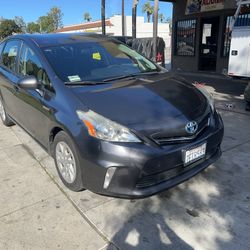 2014 Prius V