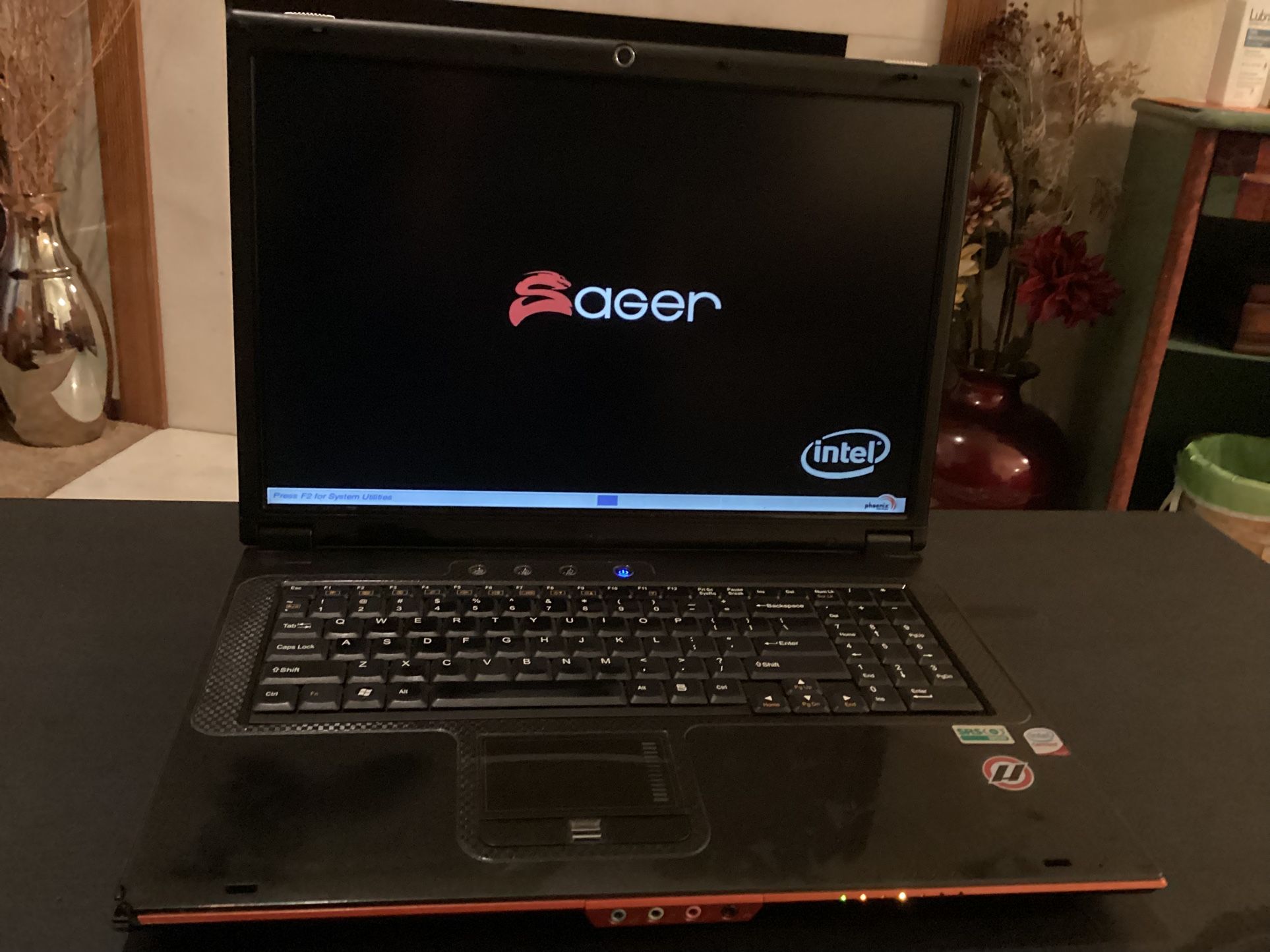 SAGER EXTREME EDITION GAMING NOTEBOOK COMPUTER-Model M57RU. Please Read
