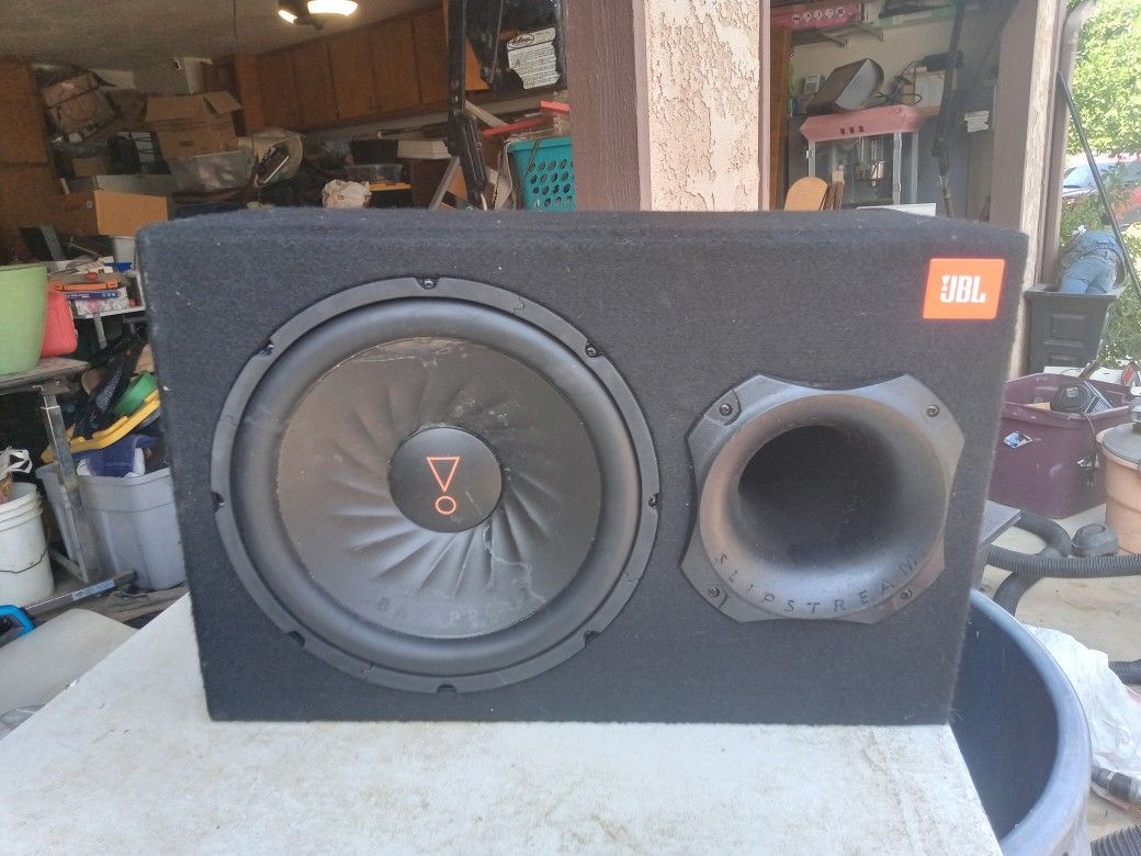 JBL Bass Pro 12 