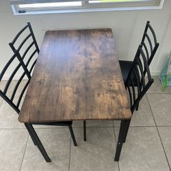 Kitchen Table 