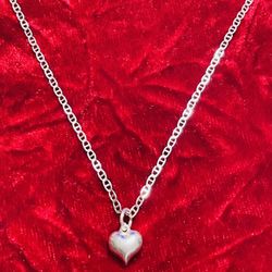 925 Silver necklace With Nice Heart Pendant 