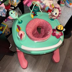 Tiny love baby activity center/walker