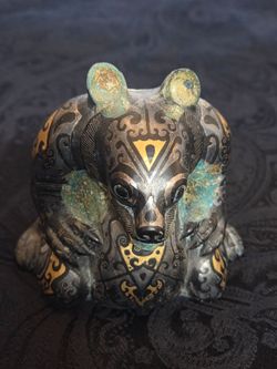 Han dynasty style bear-form , support/weight  1800's