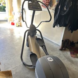 Precor EFX 5.23 Elliptical