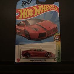 Hot Wheels - Lamborghini Reventon - 8/10 HW Exotics - Red