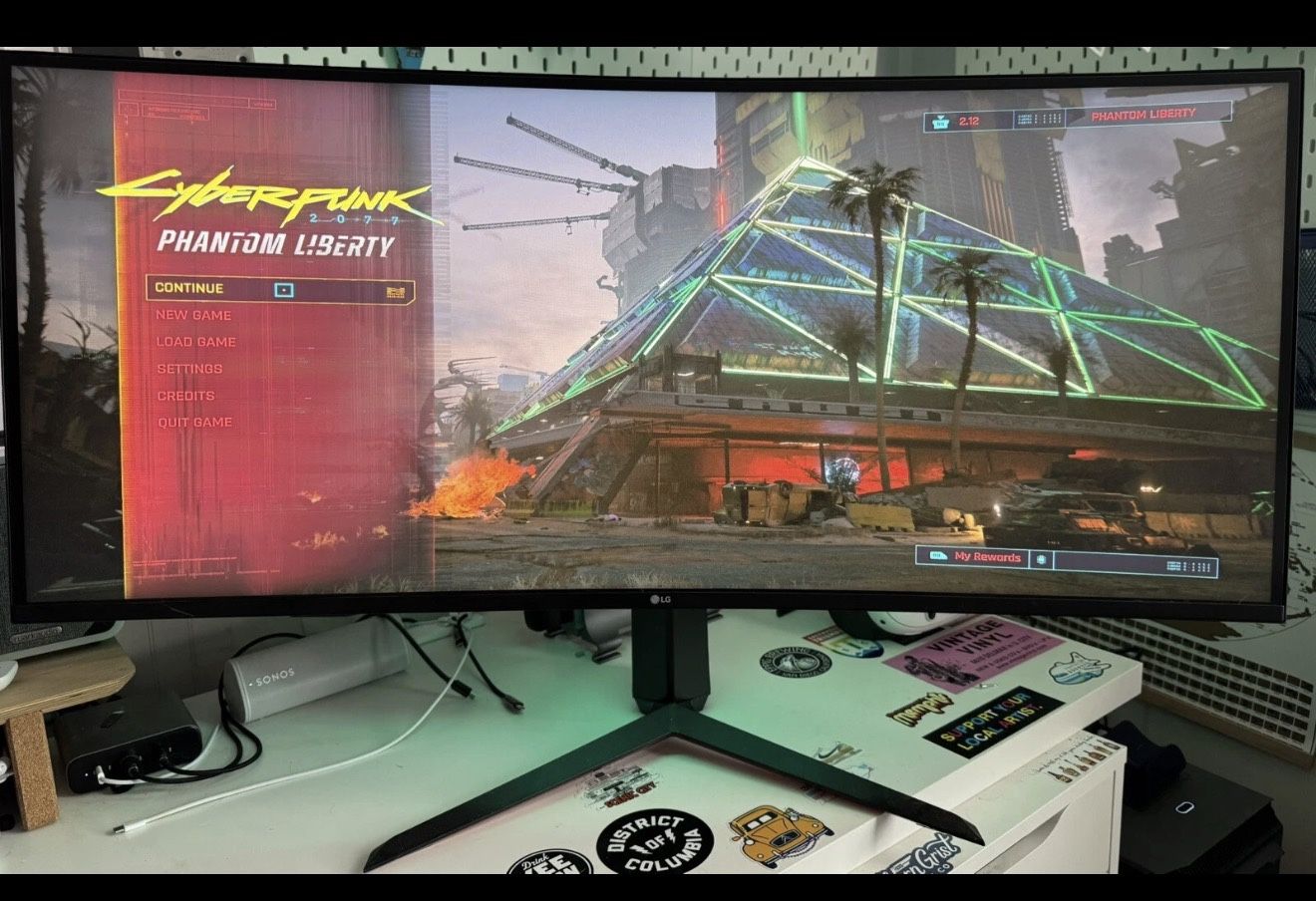 LG 38GN950-B 38” Curved UltraWide QHD+ (3840 x 1600) Nano IPS Display Monitor