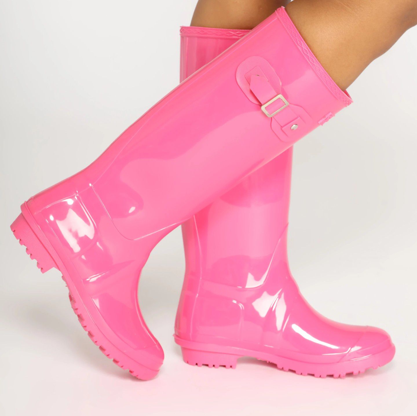 Pink rain boots brand new never worn in box sz9