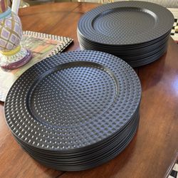 13” Metal Hammered Chargers (40 Available)