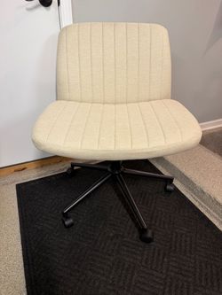 Brand New Beige Fabric Wide Seat Criss Cross Height Adjustable Rolling Office/Vanity Chair