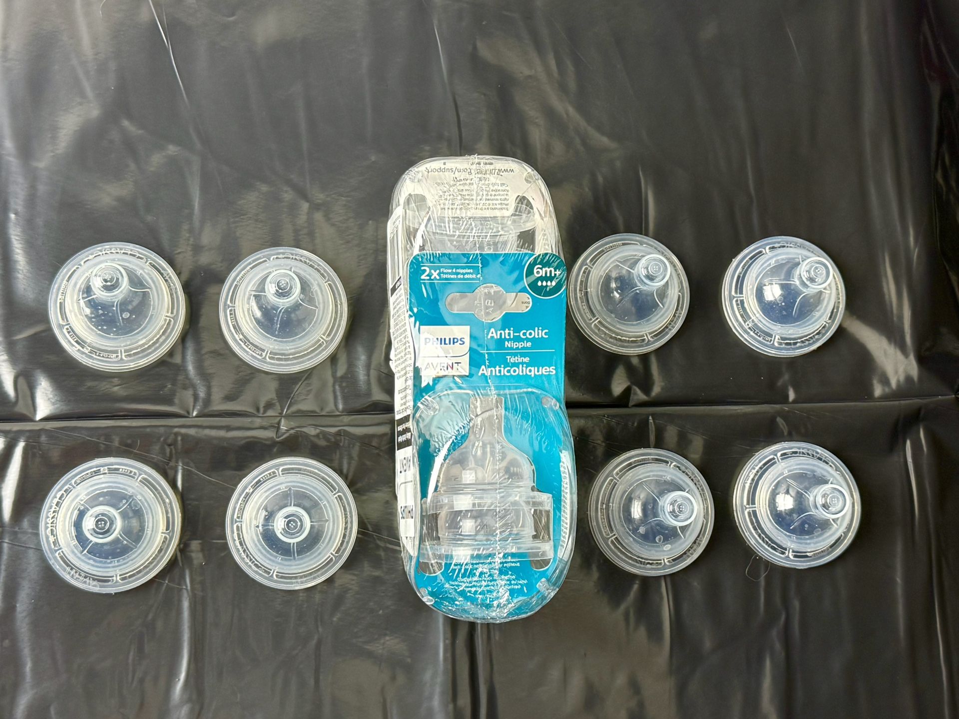 12 Philips Avent Anti-Colic Flow 4 Nipples