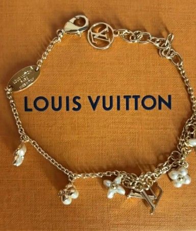 fashion necklace