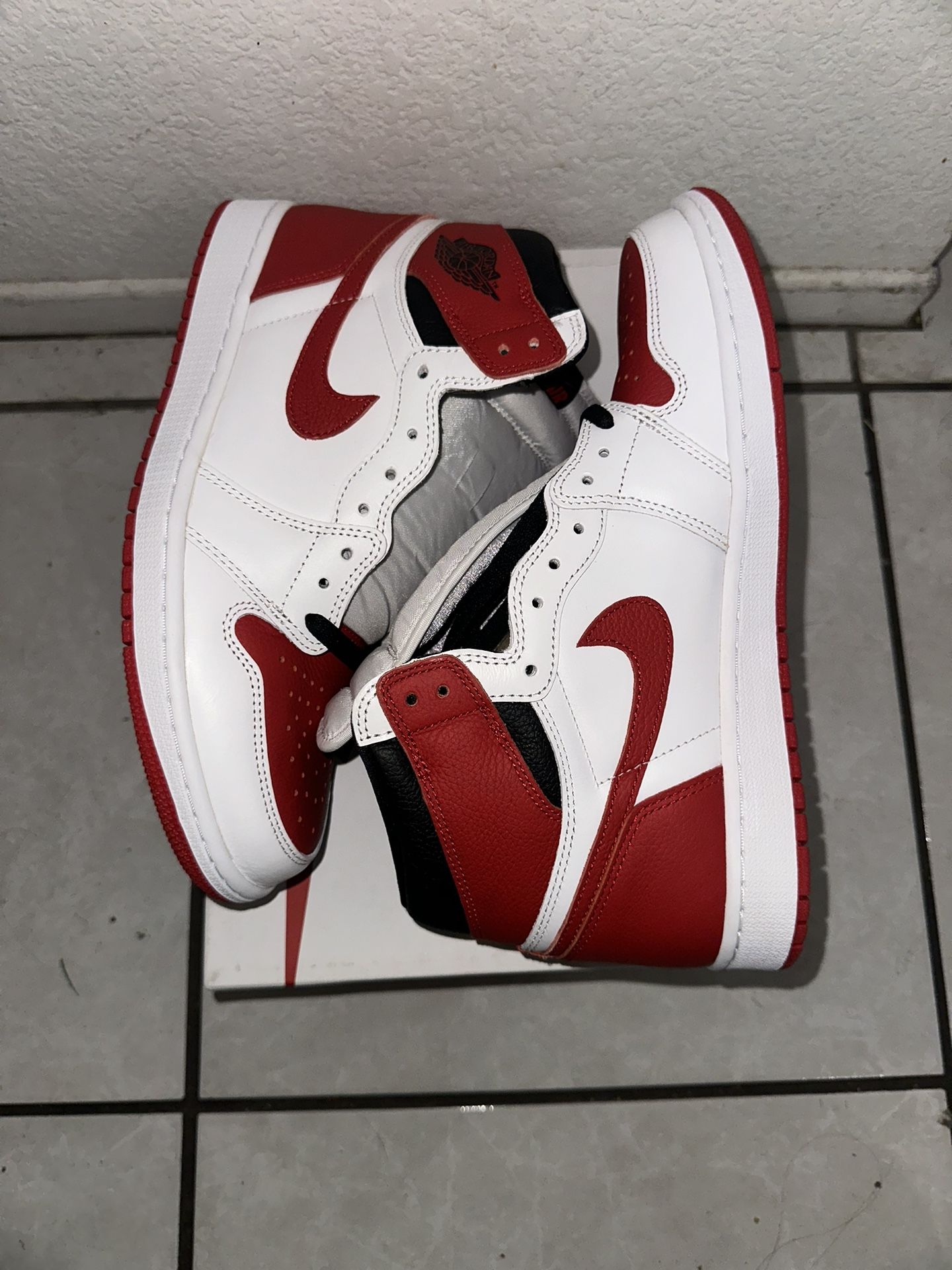 Jordan 1 High Heritage