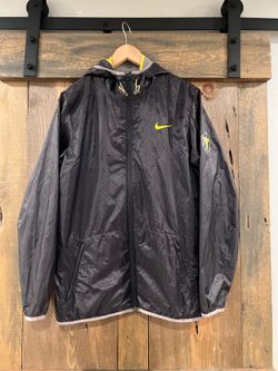 Nike Kobe Bryant Windbreaker Jacket – Men's Medium Black/Yellow Kobe Logo Patch