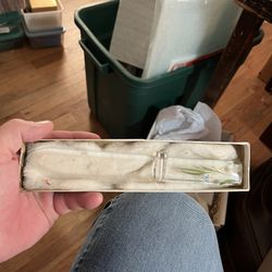 Depression Glass Fruit Knife                                            A-01