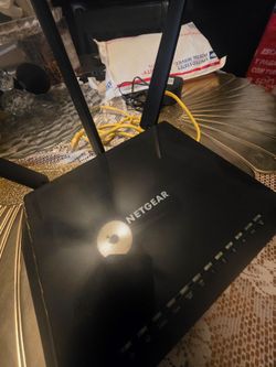 Netgear Nighthawk WiFi router AC2400 MODEL R7350
Used - Good | Netgear