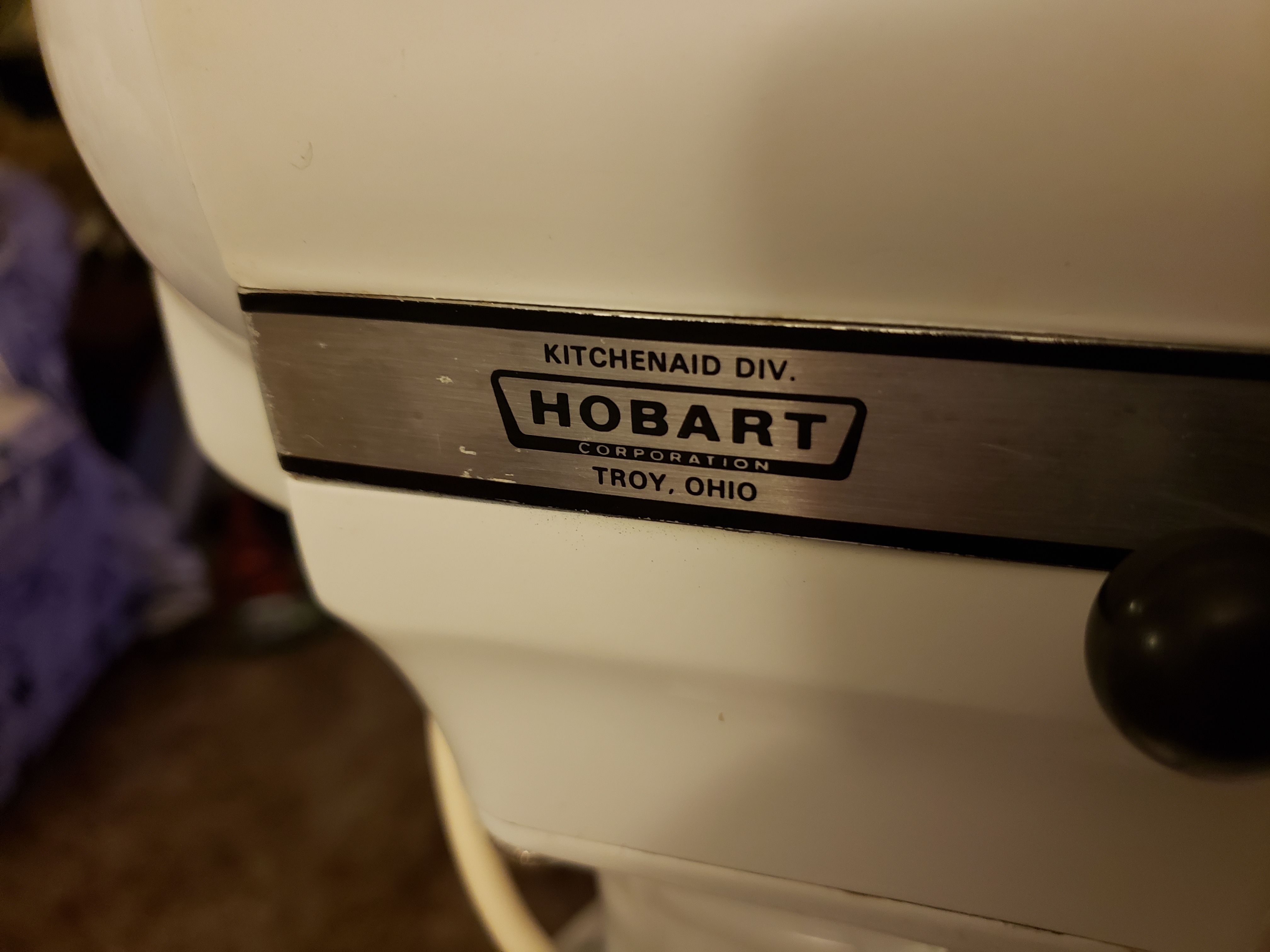 Kitchenaid mixer blender by Hobart.. K5A Works great! kitchen aid for