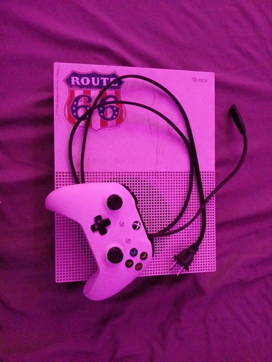 Xbox One S 