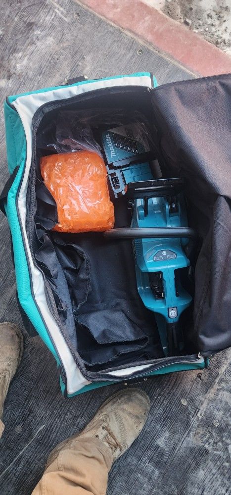 New Makita Chainsaw
