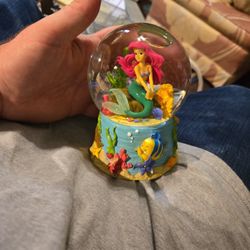 Under The Sea Snow Globe With Music BOX