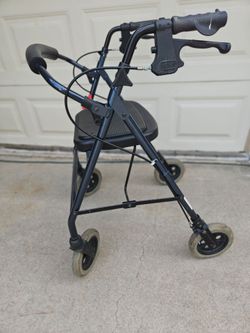 NOVA extra large Rollator Walker