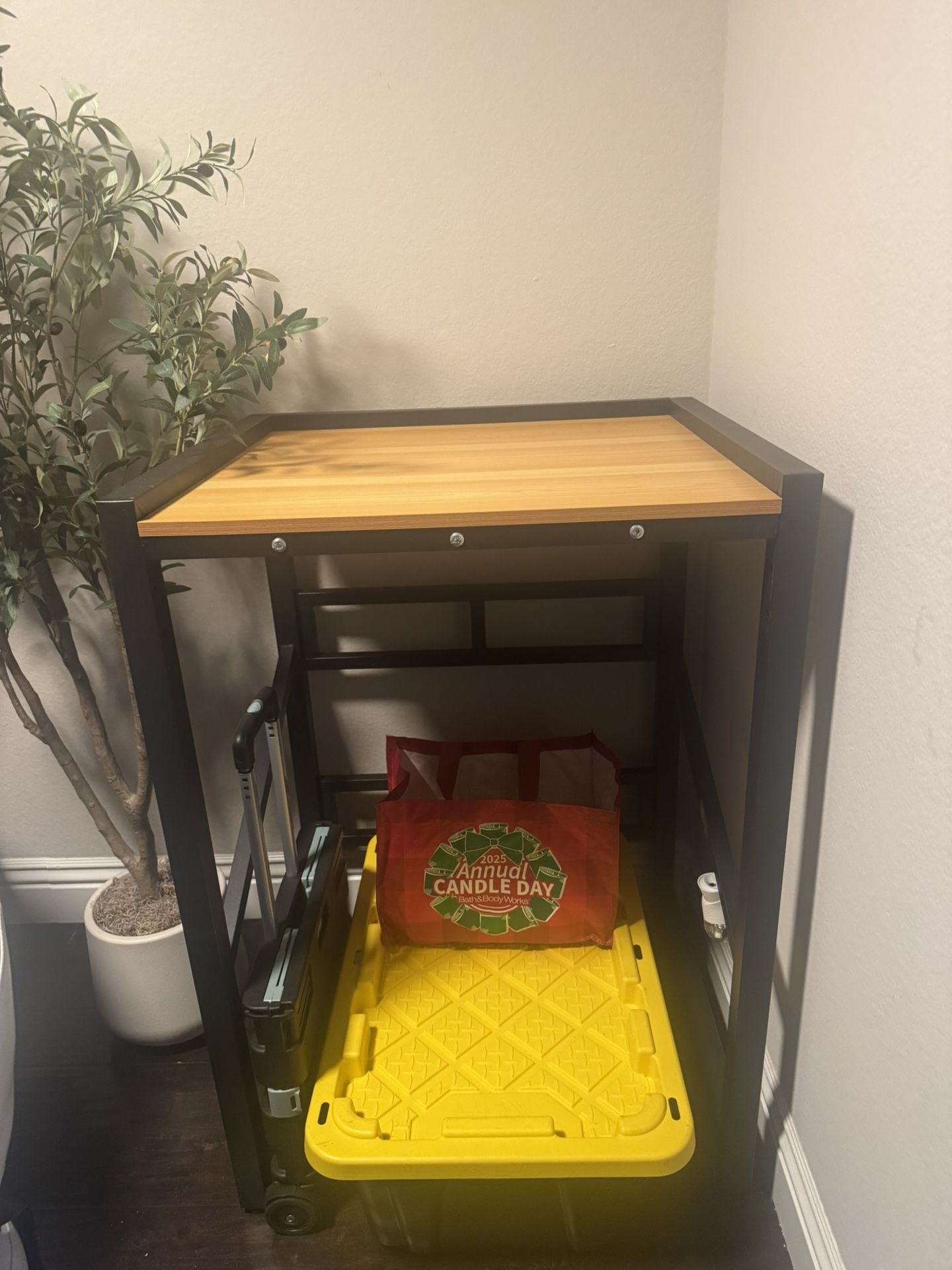 Washer/Dryer Stackable Stand