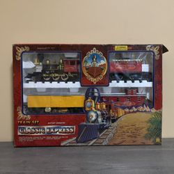 Train Set Classic Express Battery Operated Comes With Original Battery’s 