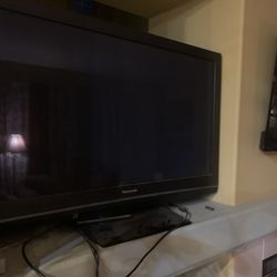 45” Panasonic Tv