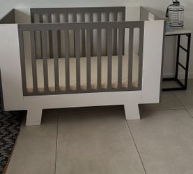 Baby Crib / DUTAILIER