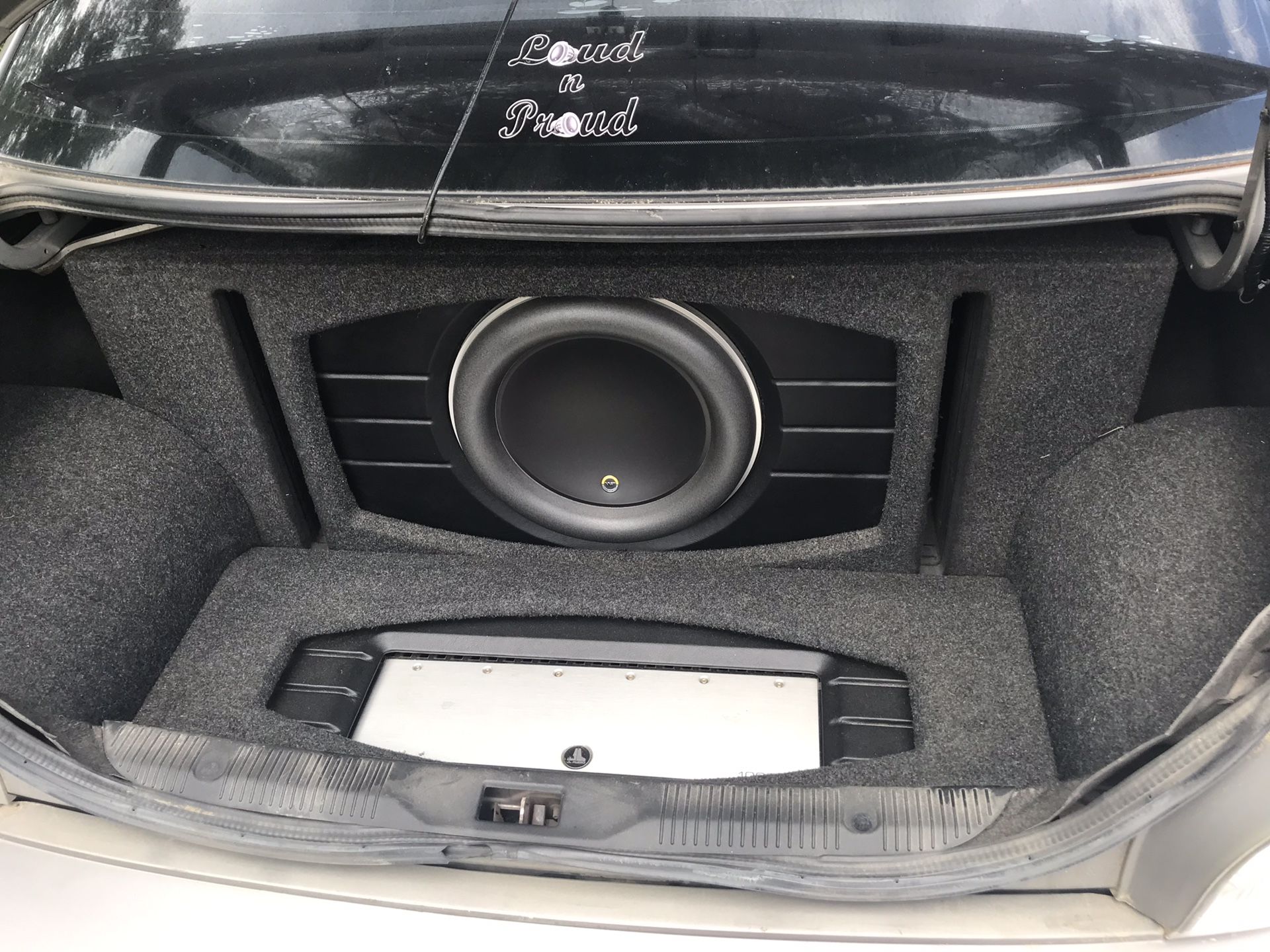 Customized speaker box