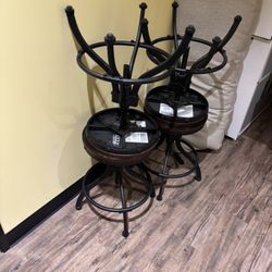 4 Stools