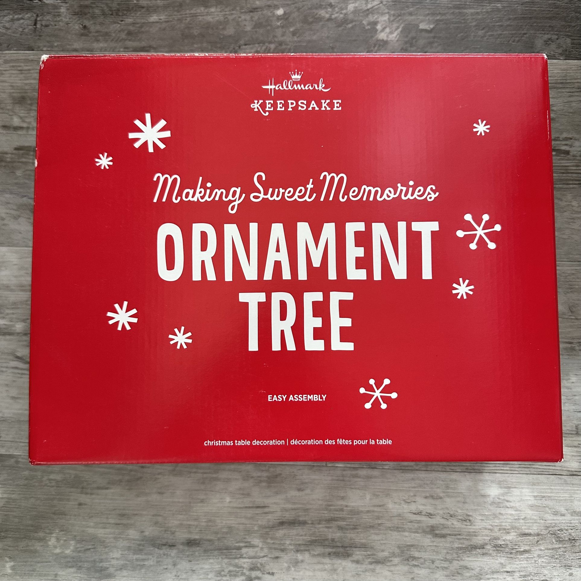 Hallmark Making Sweet Memories Christmas Tree Ornament Display New In Open Box 2014