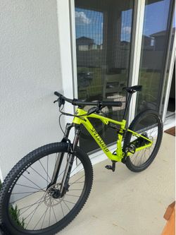 Specialized Chisel Comp Full size M very little use, looks like brand new! The lightest aluminum frame on the market!